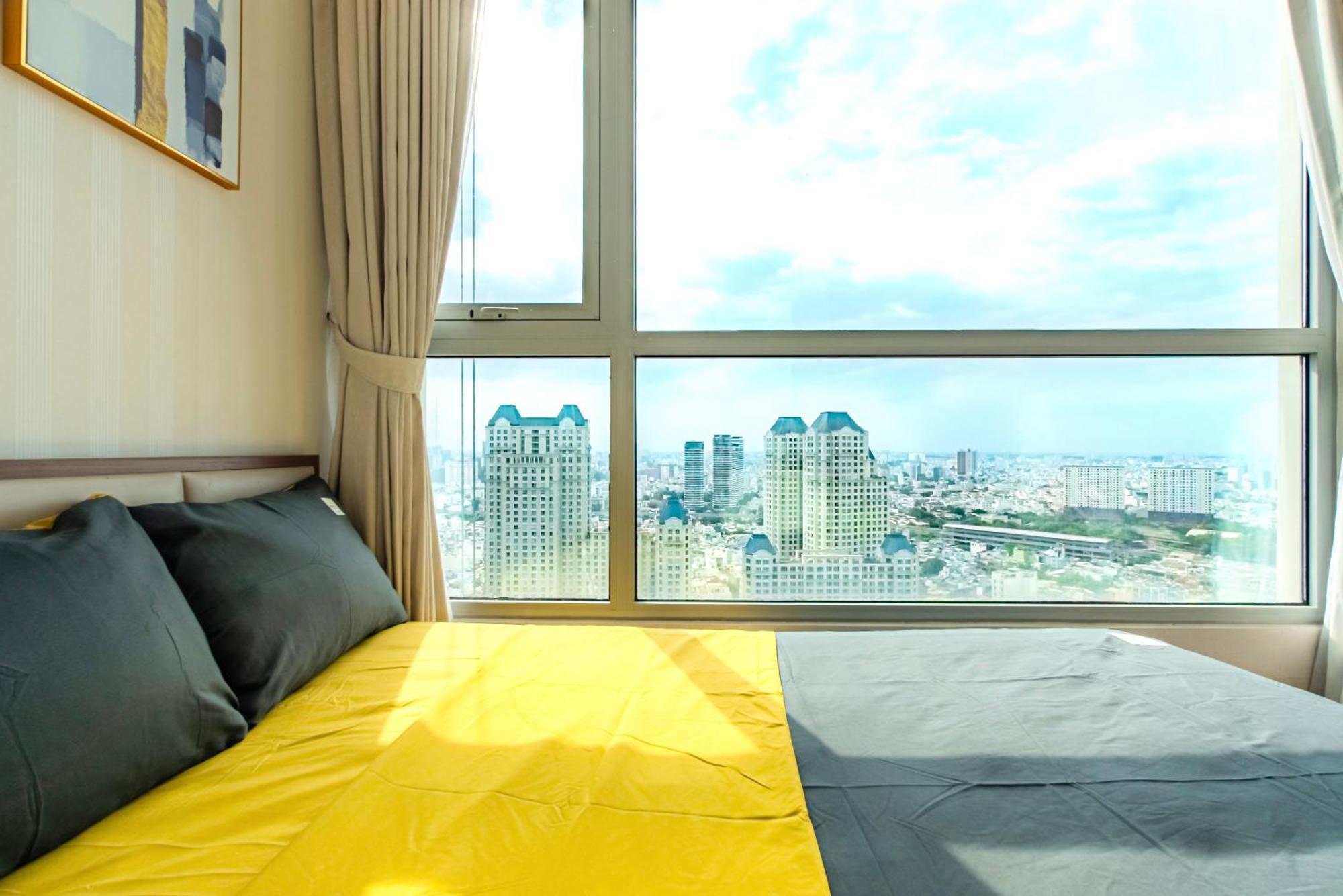 Central Apartments - Vinhomes Central Park, Landmark 81 Area & Ice Skating Rink Ho Chi Minh-staden Exteriör bild
